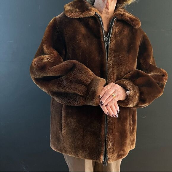 Vintage Dark Brown Faux Fur Jacket Size Medium Large Winter Coat - Picture 6 of 6